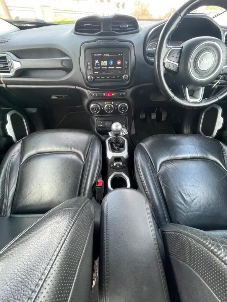 2016 Jeep Renegade, photo 16