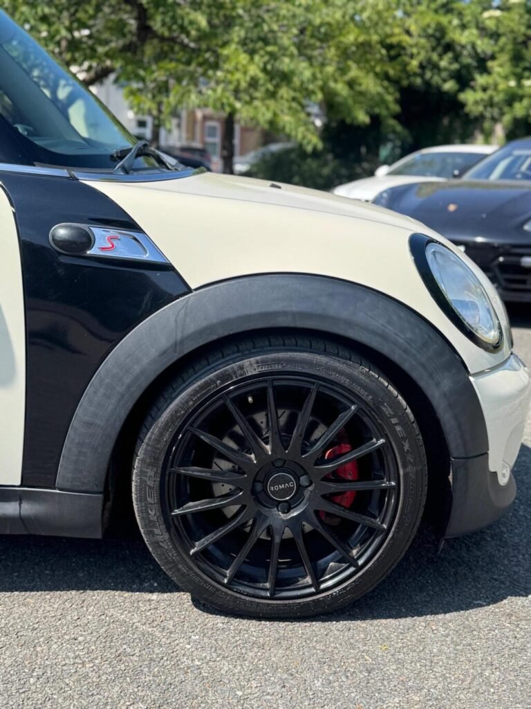 2012 MINI Hatch, photo 19