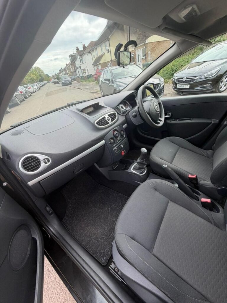 2010 Renault Clio, photo 16