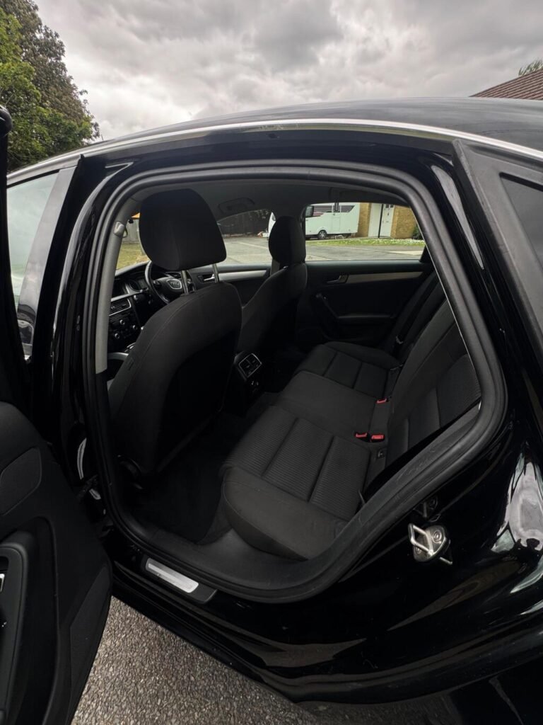 2012 Audi A4, photo 25