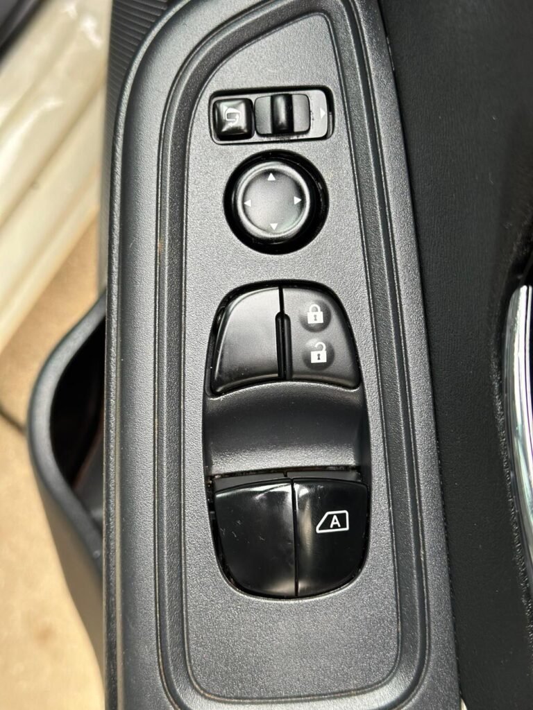 2017 Nissan Micra, photo 22