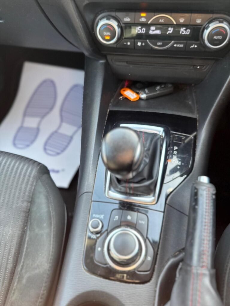 2015 Mazda Mazda3, photo 18
