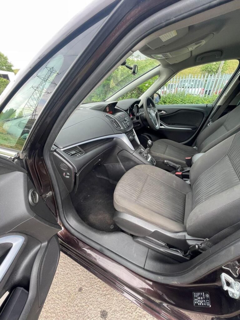 2016 Vauxhall Zafira Tourer, photo 35
