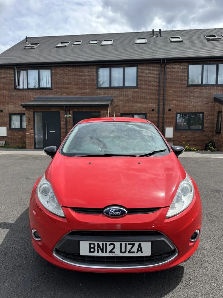 Ford fiesta 2012, photo 1
