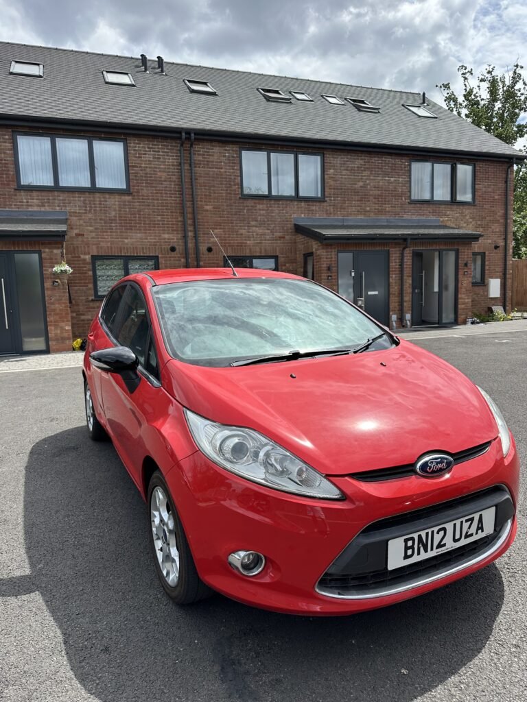 Ford fiesta 2012, photo 2