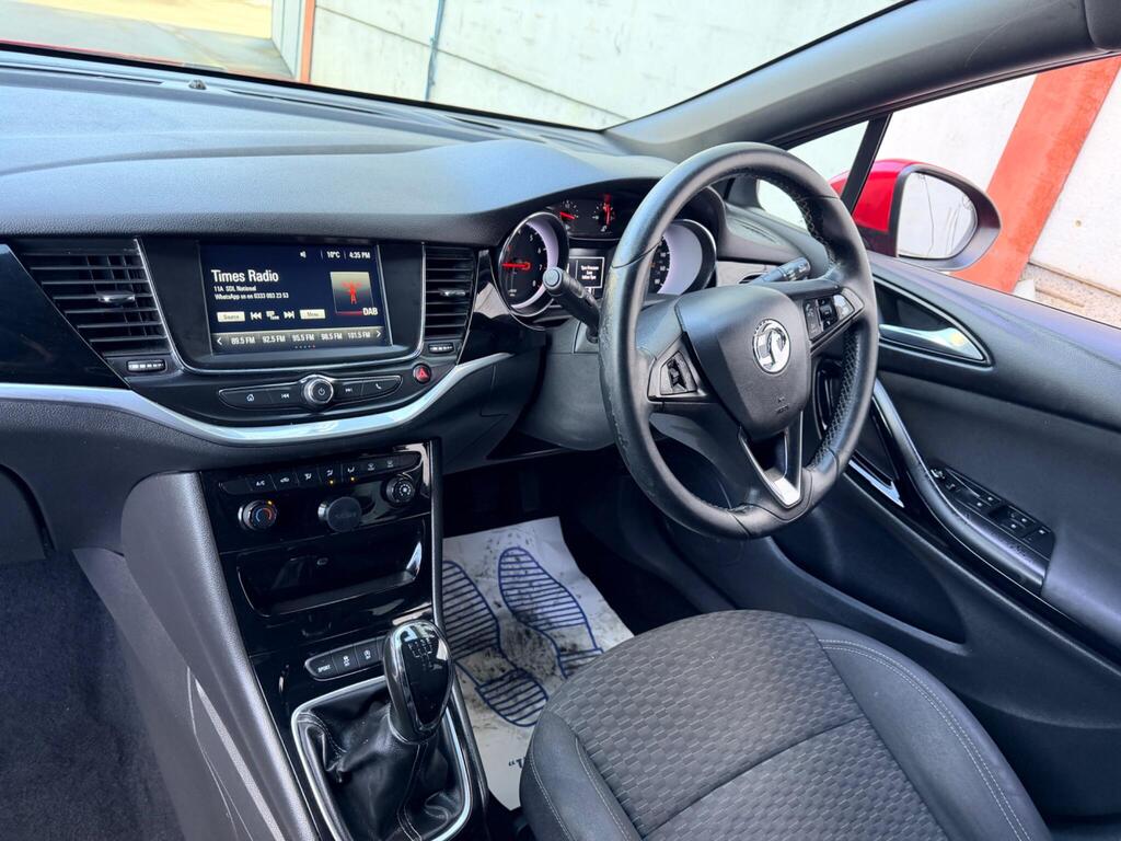 2016 Vauxhall Astra
