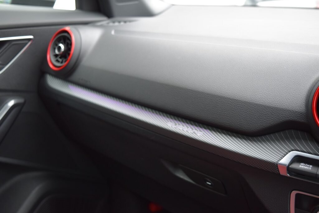 Audi SQ2, photo 33