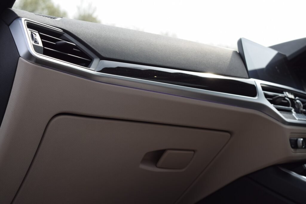 BMW 320d, photo 52