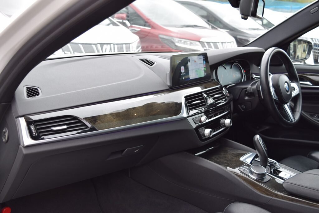 BMW 520d, photo 53