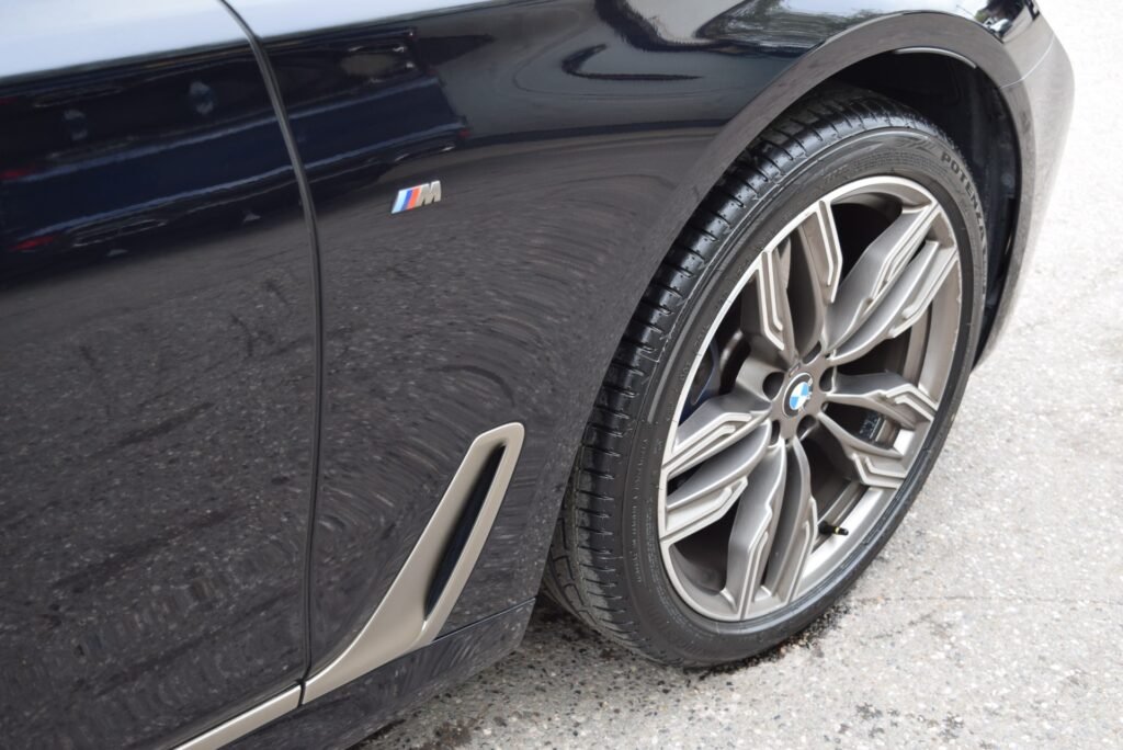 BMW M760Li, photo 31