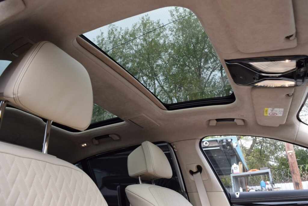 BMW M760Li, photo 17