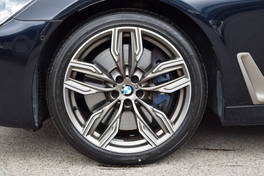 BMW M760Li, photo 26