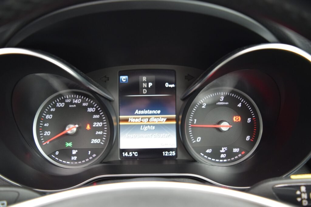 Mercedes GLC220d, photo 38