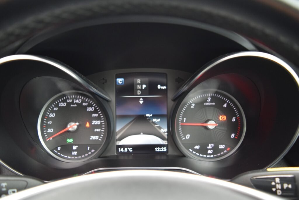 Mercedes GLC220d, photo 36
