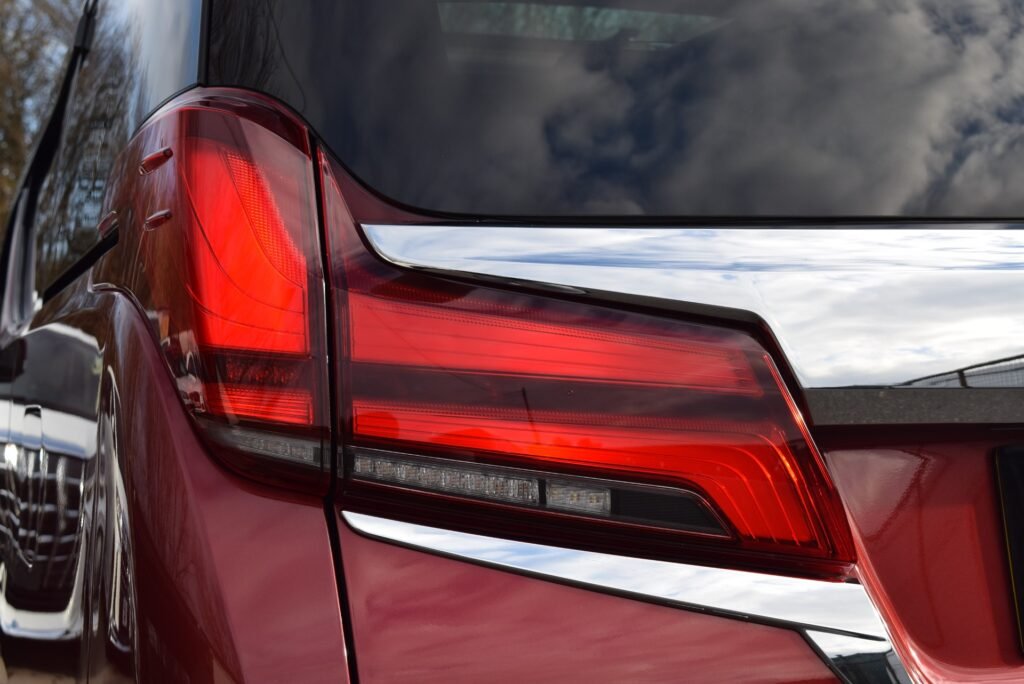 Toyota Alphard, photo 26