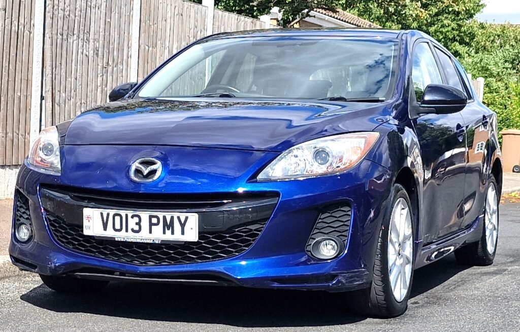 MAZDA 3 VENTURE 2013 1.6 PETROL LOW MILES NEW MOT NEW SERVICE SATN NAV SERVICE HISTORY