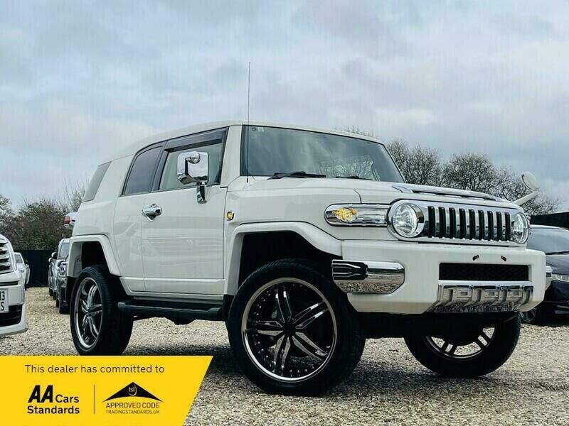 2015 Toyota FJ Cruiser 4.0 4WD RIGHT HAND DRIVE 5DR AUTOMATIC