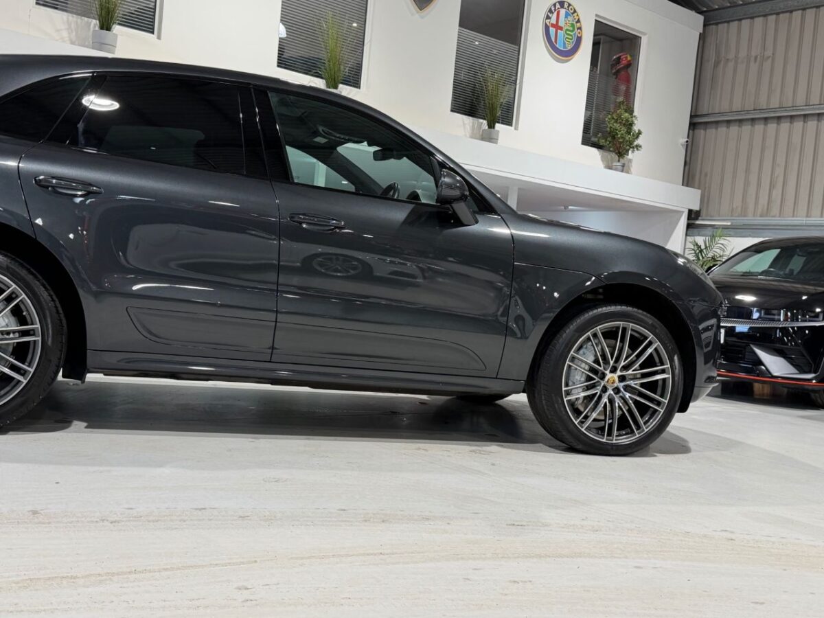2019 PORSCHE MACAN 2.9T V6 Turbo SUV 5dr Petrol PDK 4WD Euro 6 (s/s) (440 ps) Gen 2