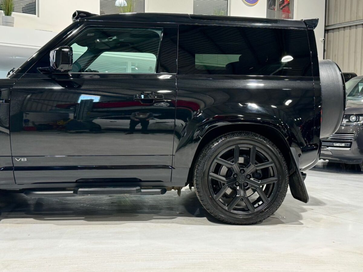 2022 LAND ROVER DEFENDER 5.0 P525 V8 SUV 3dr Petrol Auto 4WD Euro 6 (s/s) (525 ps)