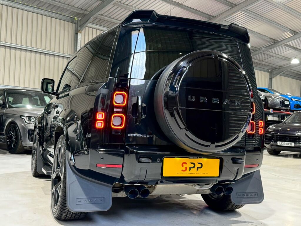 2022 LAND ROVER DEFENDER 5.0 P525 V8 SUV 3dr Petrol Auto 4WD Euro 6 (s/s) (525 ps), photo 8