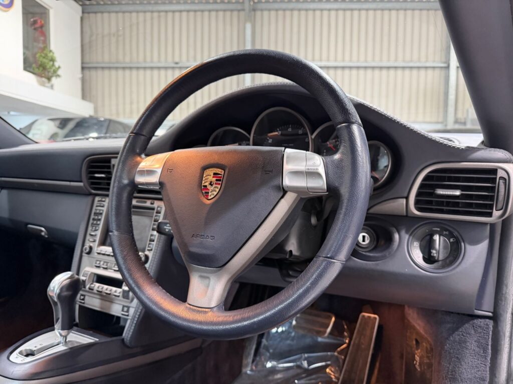 2005 PORSCHE 911 3.6 997 Carrera 4 Coupe 2dr Petrol AWD (283 g/km, 325 bhp), photo 16