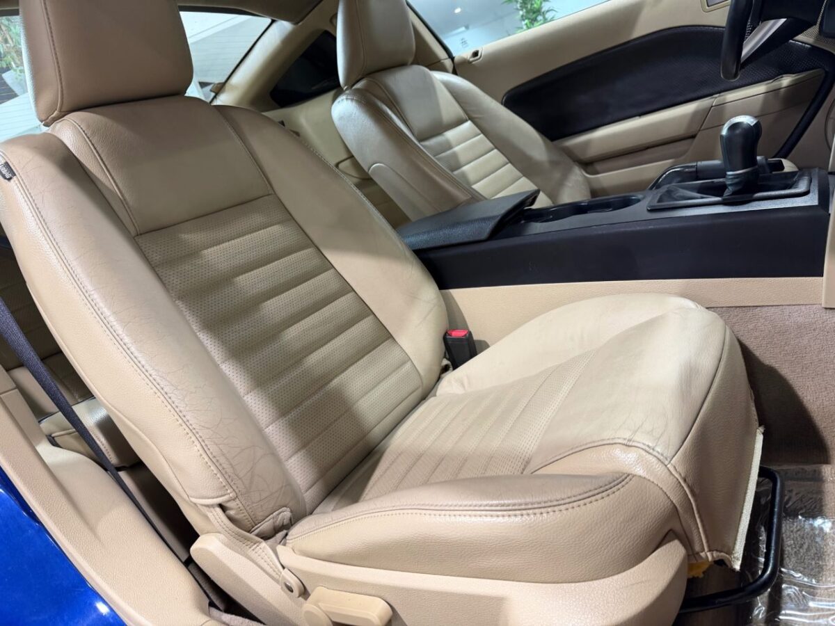 2004 FORD MUSTANG GT Cervini 4.6 V8 Manual