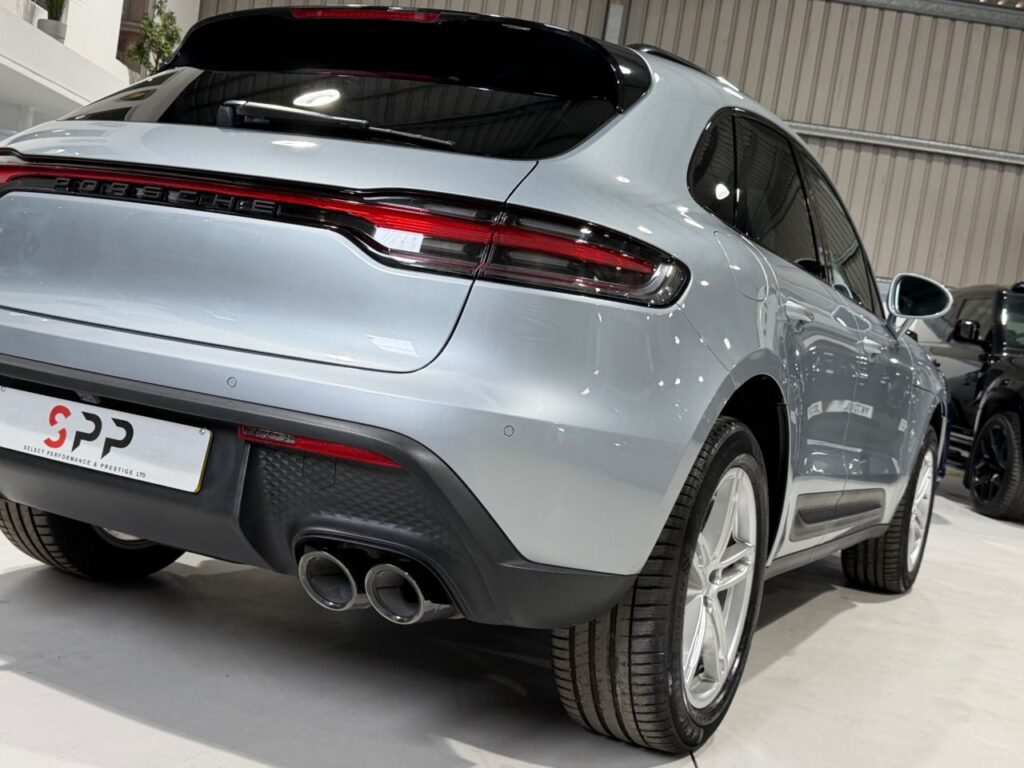 2023 PORSCHE MACAN 2.0T SUV 5dr Petrol PDK 4WD Euro 6 (s/s) (265 ps), photo 9