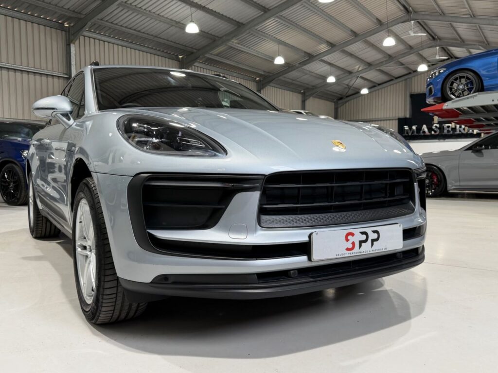 2023 PORSCHE MACAN 2.0T SUV 5dr Petrol PDK 4WD Euro 6 (s/s) (265 ps), photo 34