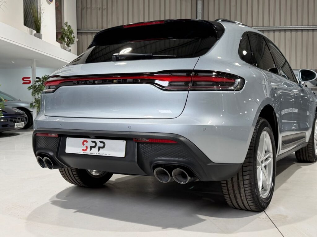 2023 PORSCHE MACAN 2.0T SUV 5dr Petrol PDK 4WD Euro 6 (s/s) (265 ps), photo 38