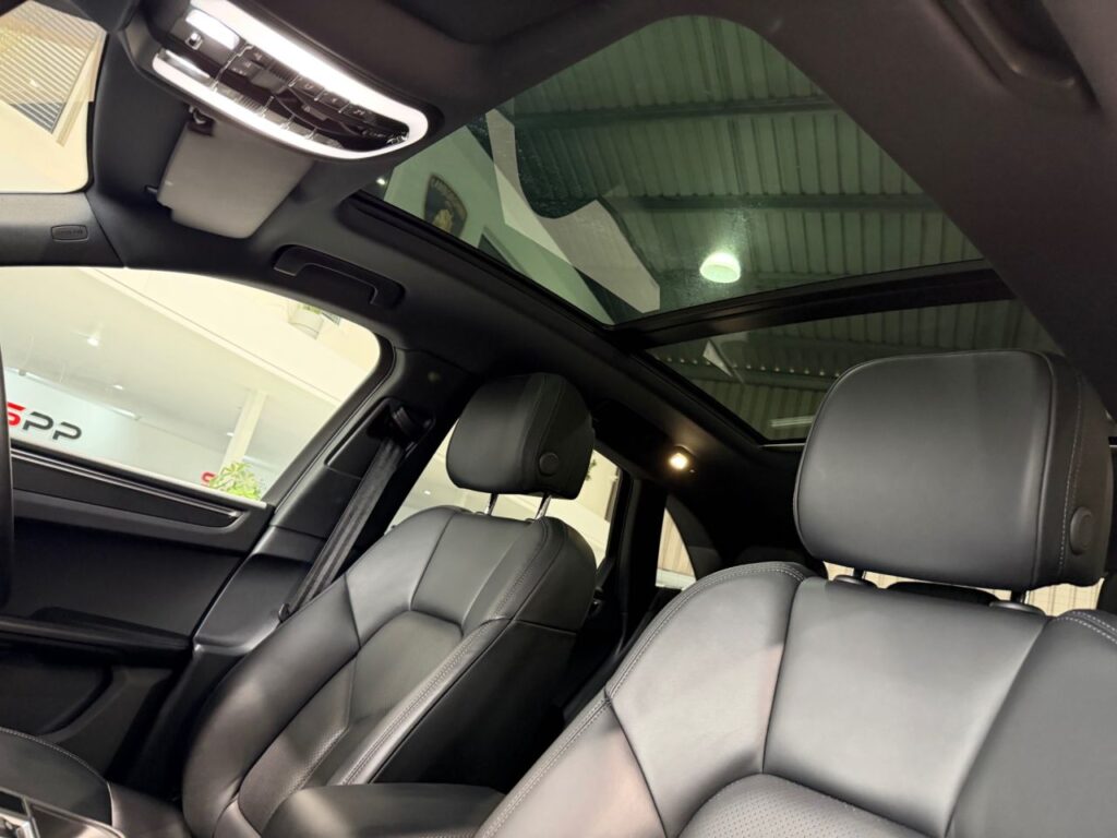 2023 PORSCHE MACAN 2.0T SUV 5dr Petrol PDK 4WD Euro 6 (s/s) (265 ps), photo 44