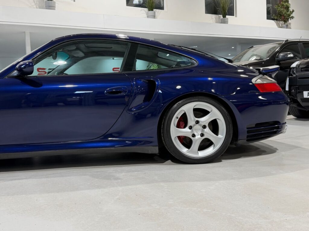 2001 PORSCHE 911 3.6 996 Turbo Coupe 2dr Petrol Tiptronic S AWD (339 g/km, 414 bhp), photo 13