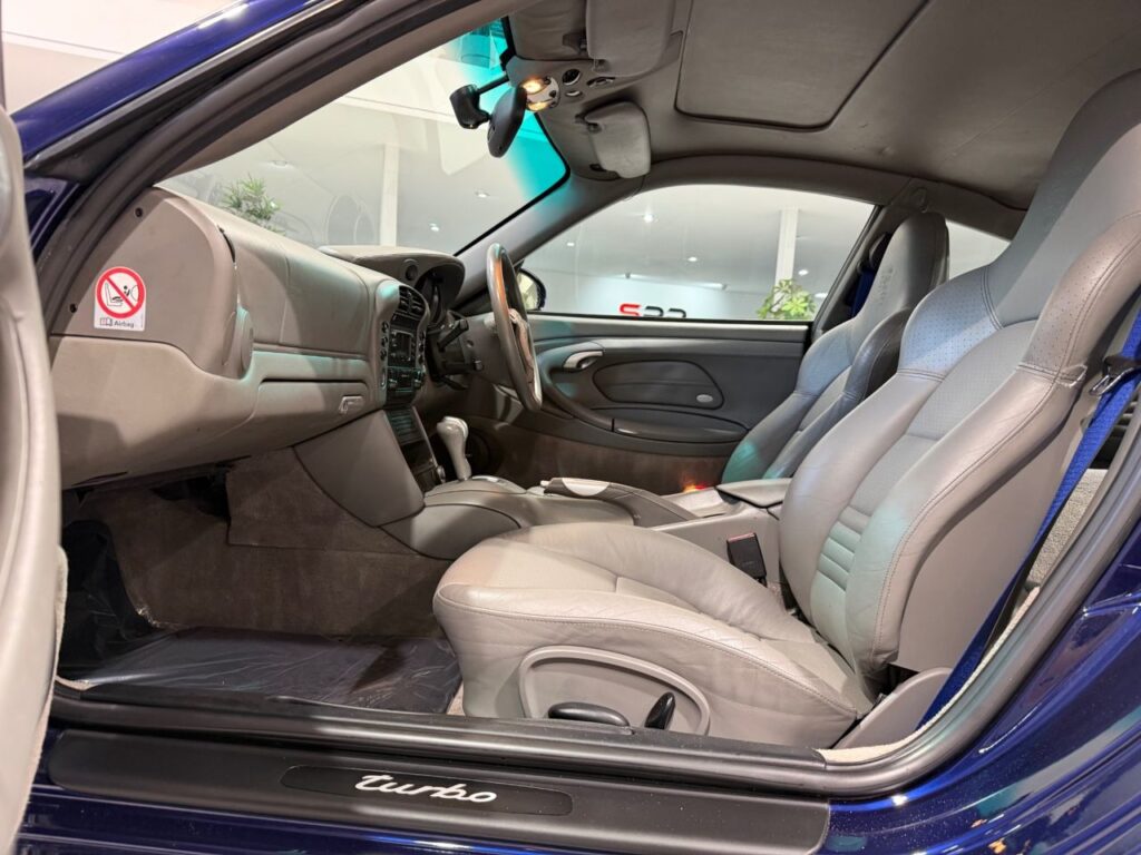 2001 PORSCHE 911 3.6 996 Turbo Coupe 2dr Petrol Tiptronic S AWD (339 g/km, 414 bhp), photo 44