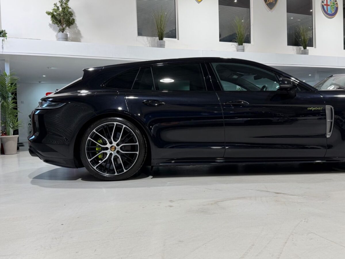 2023 PORSCHE PANAMERA 2.9 V6 E-Hybrid 17.9kWh 4 Platinum Edition Sport Turismo 5dr Petrol Plug-in