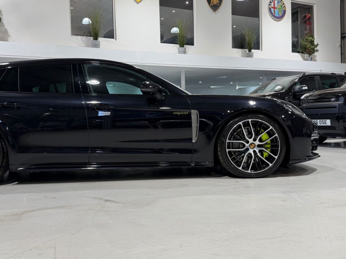 2023 PORSCHE PANAMERA 2.9 V6 E-Hybrid 17.9kWh 4 Platinum Edition Sport Turismo 5dr Petrol Plug-in