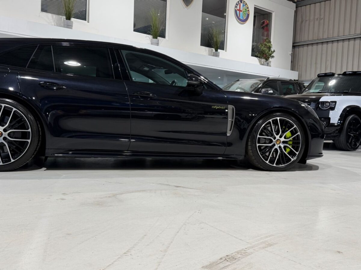 2023 PORSCHE PANAMERA 2.9 V6 E-Hybrid 17.9kWh 4 Platinum Edition Sport Turismo 5dr Petrol Plug-in