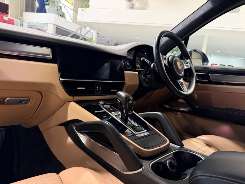 2020 PORSCHE CAYENNE 4.0T V8 GPF Turbo SUV 5dr Petrol TiptronicS 4WD Euro 6 (s/s) (550 ps), photo 17