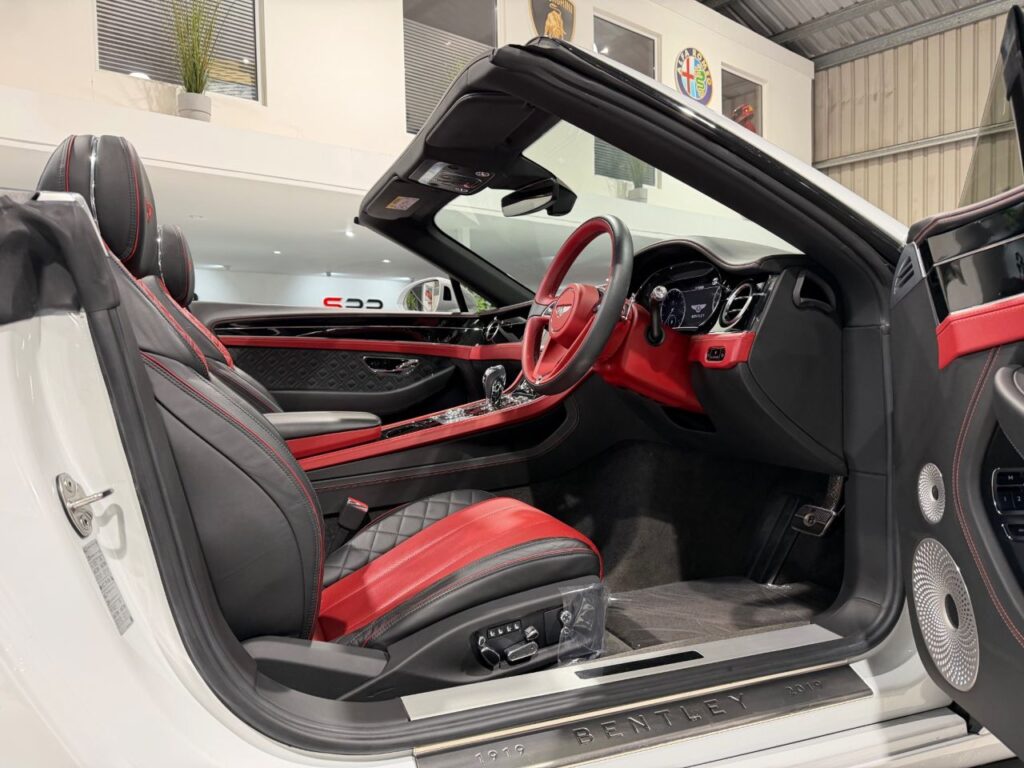 2019 BENTLEY CONTINENTAL 6.0 W12 GTC Convertible 2dr Petrol Auto 4WD Euro 6 (635 ps), photo 41