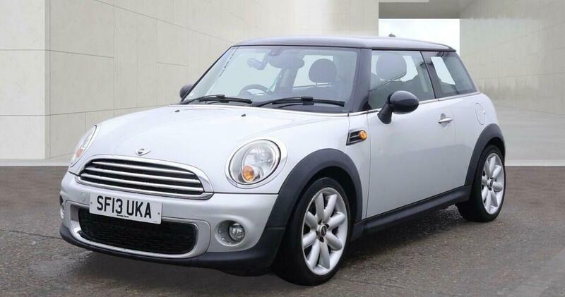 2013 MINI Hatch 1.6 Cooper Auto Euro 5 3dr, photo 2