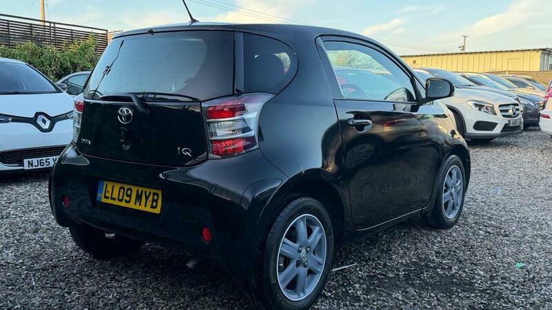 2009 Toyota iQ 1.0 VVT-i Euro 4 3dr, photo 8