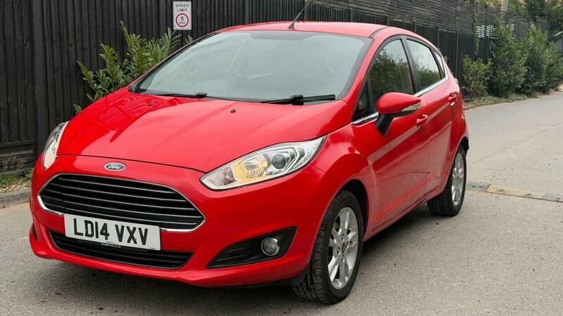 2014 Ford Fiesta 1.6 Zetec Powershift Euro 5 5dr, photo 3