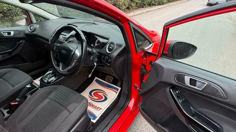 2014 Ford Fiesta 1.6 Zetec Powershift Euro 5 5dr, photo 9