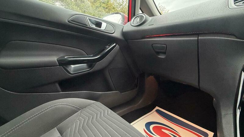 2014 Ford Fiesta 1.6 Zetec Powershift Euro 5 5dr, photo 47