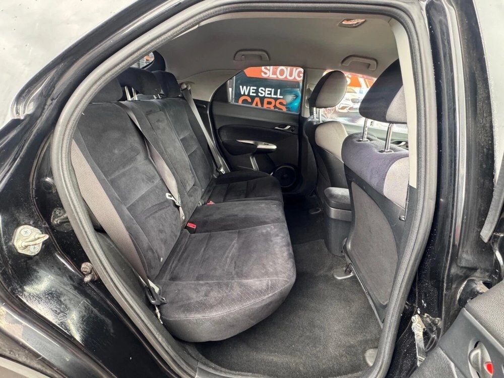 2006 Honda Civic 1.8 i-VTEC SE Hatchback 5dr Petrol Manual (152 g/km, 138 bhp)