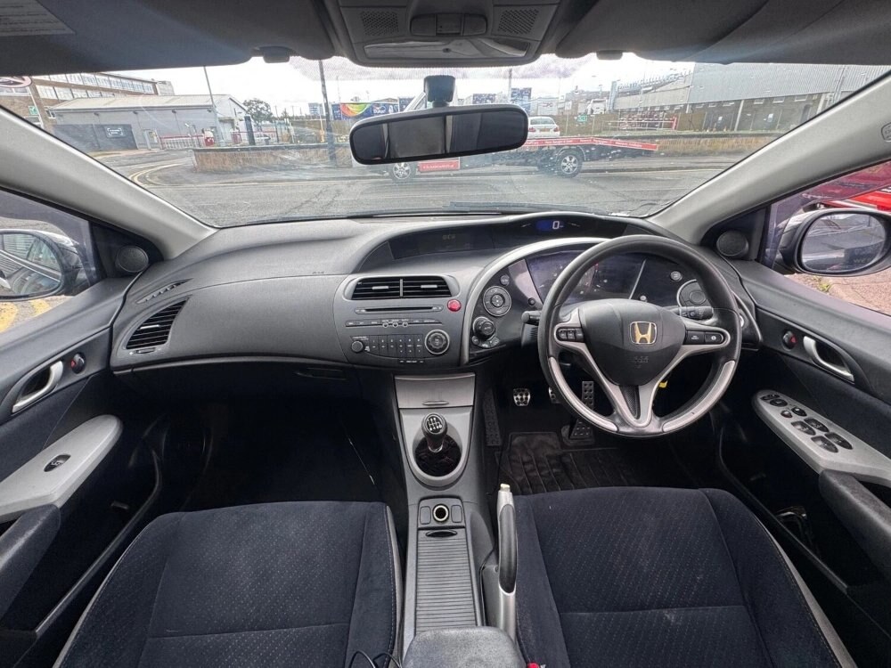 2006 Honda Civic 1.8 i-VTEC SE Hatchback 5dr Petrol Manual (152 g/km, 138 bhp)