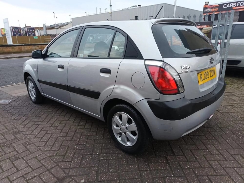 2009 KIA Rio 1.5 CRDi Chill Hatchback 5dr Diesel Manual (119 g/km, 108 bhp)