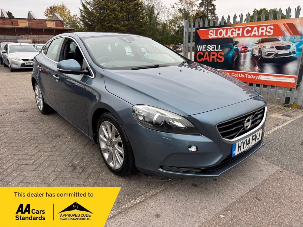 2014 Volvo V40 1.6 D2 SE Lux Nav Hatchback 5dr Diesel Manual Euro 5 (s/s) (115 ps)