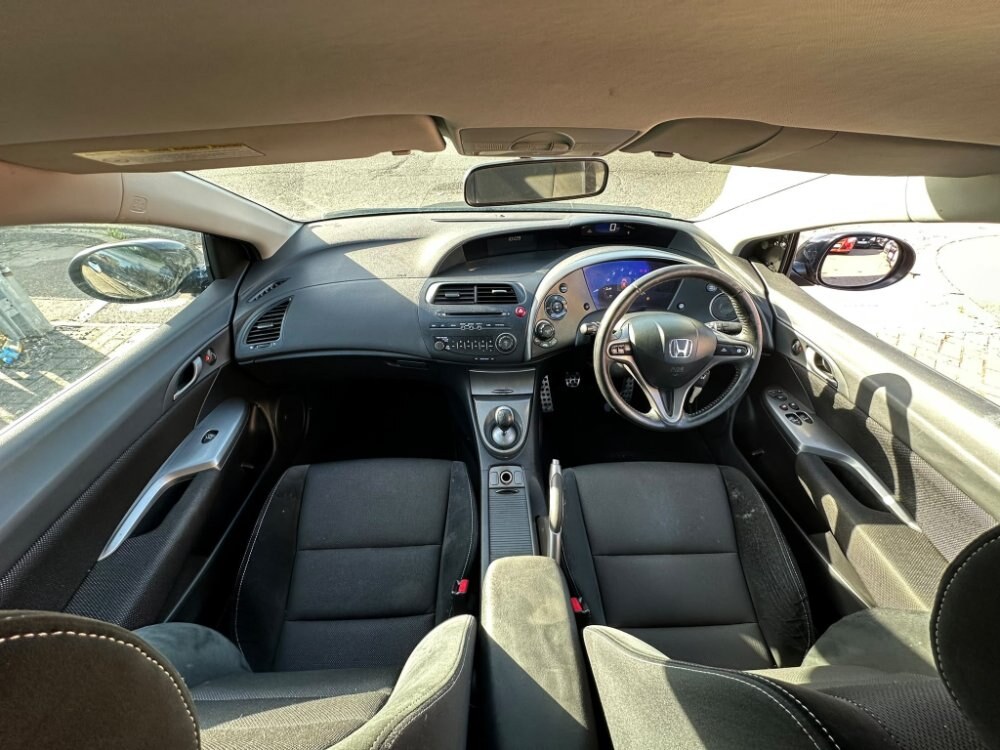 2010 Honda Civic 1.4 i-VTEC Type S Hatchback 3dr Petrol Manual (135 g/km, 98 bhp)