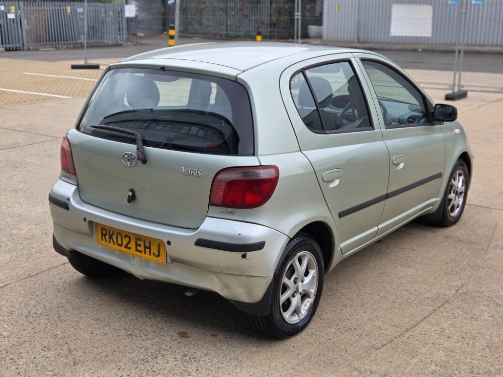 2002 Toyota Yaris 1.3 VVT-i 16v CDX 5dr