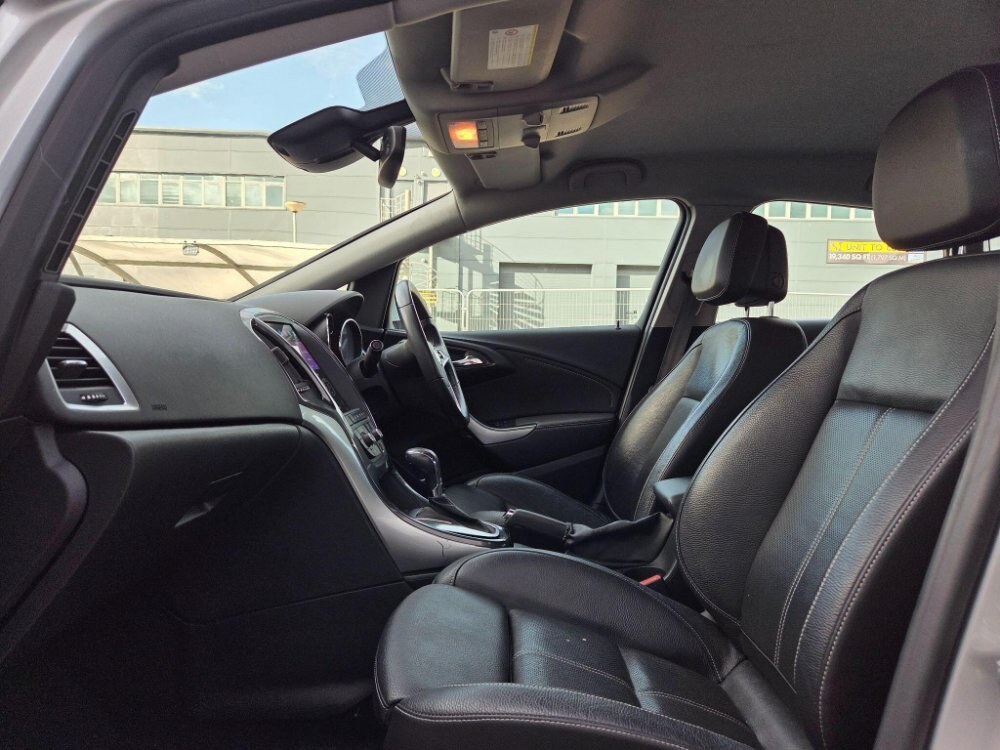 2014 Vauxhall Astra 1.6 16v Elite Auto Euro 5 5dr