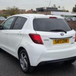 2017 Toyota Yaris 1.5 VVT-h Icon E-CVT Euro 6 (s/s) 5dr